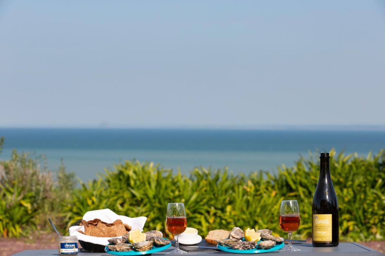 La Metairie-Du-Vauhariot - Vue Mer Et Mont Saint Michel - Piscine Chauffee - Acces Gr34 Cancale Exteriör bild