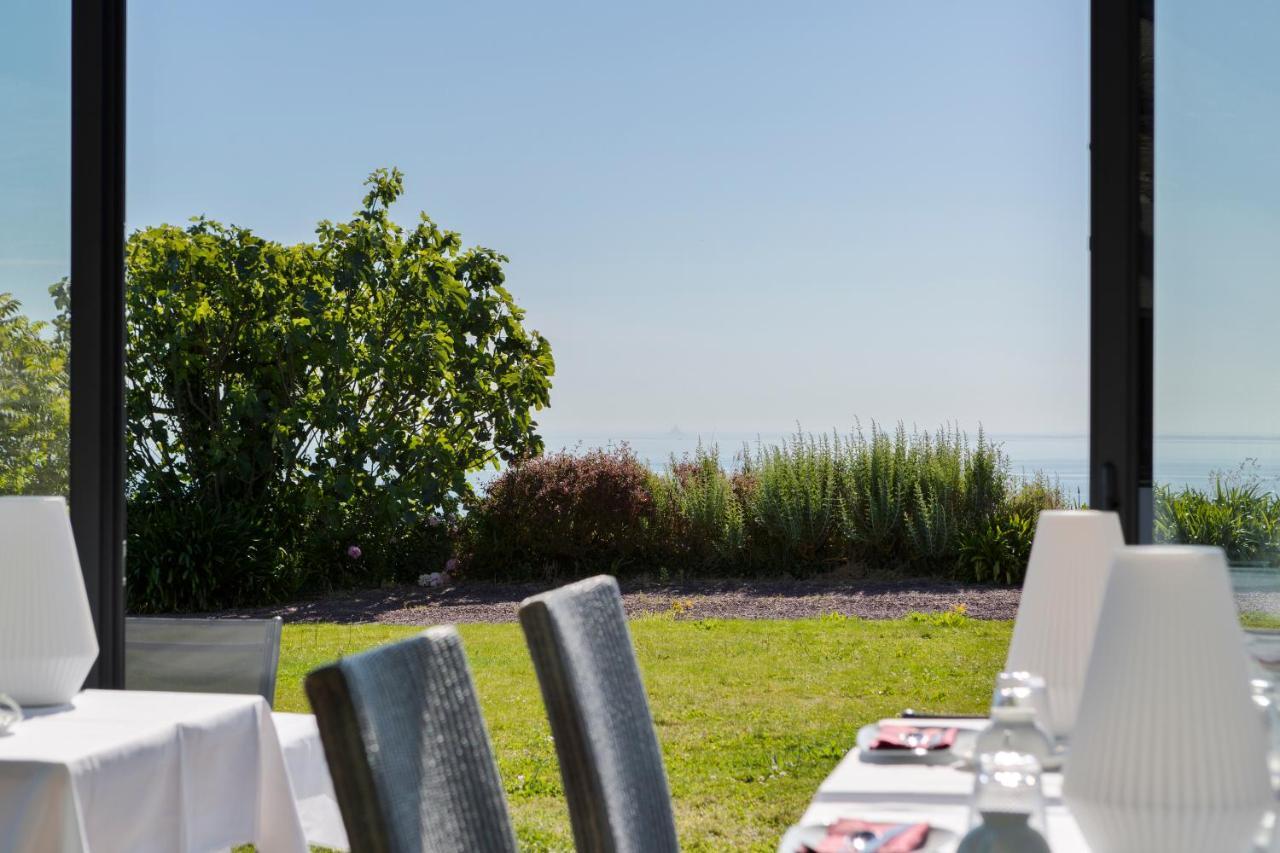 La Metairie-Du-Vauhariot - Vue Mer Et Mont Saint Michel - Piscine Chauffee - Acces Gr34 Cancale Exteriör bild
